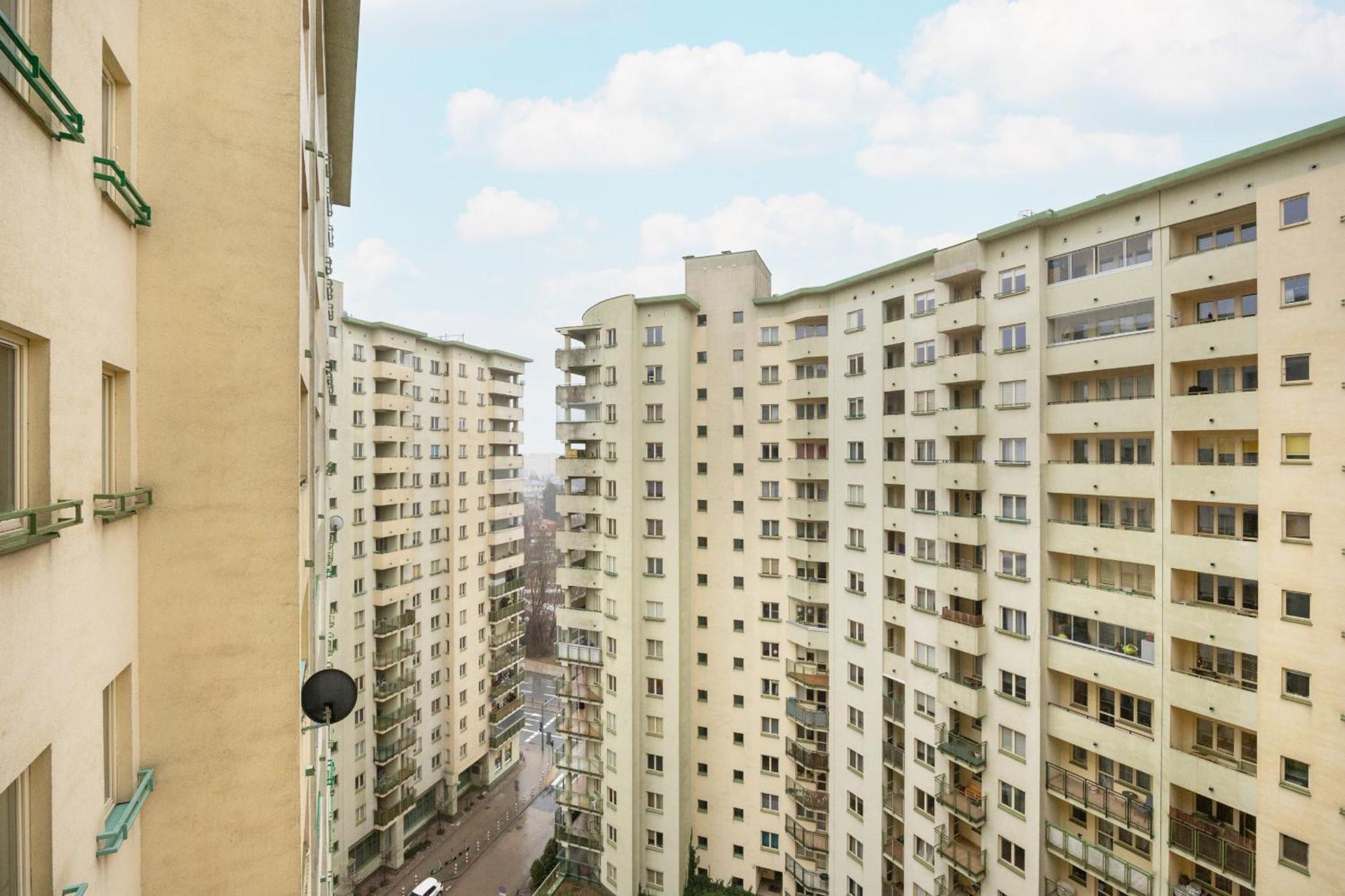 Bukowinska Apartment With Balcony And Parking And Swimming Pool By Noclegi Renters Varsóvia Exterior foto